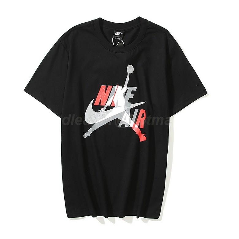 Nike Men's T-shirts 32